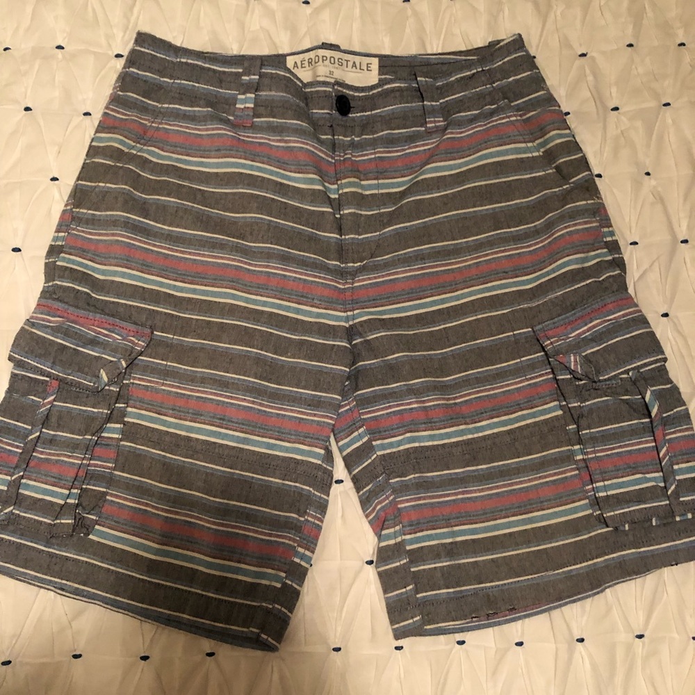 Size 32 stripped Cargo shorts